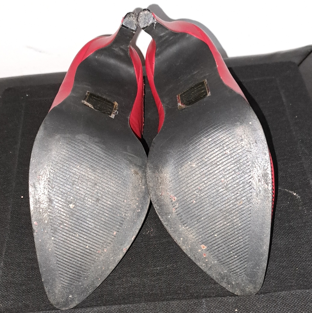 Red Mules - image 6